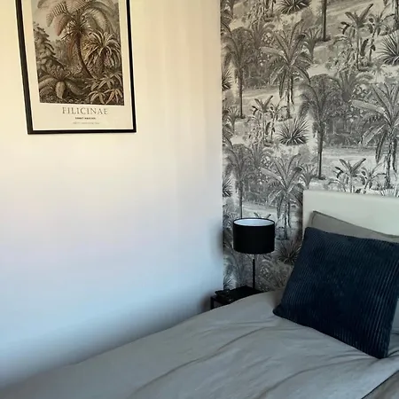 Dom Latarnika Πανσιόν