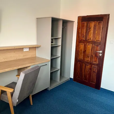 Πανσιόν Dom Latarnika